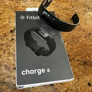 Fitbit Charge 6 Black Smartwatch Sleek Design Versatile Wearable